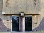 Portiek 49-53 en 55, voor restauratie.
              <br/>
              Gert-Jan Lobbes, maart 2016